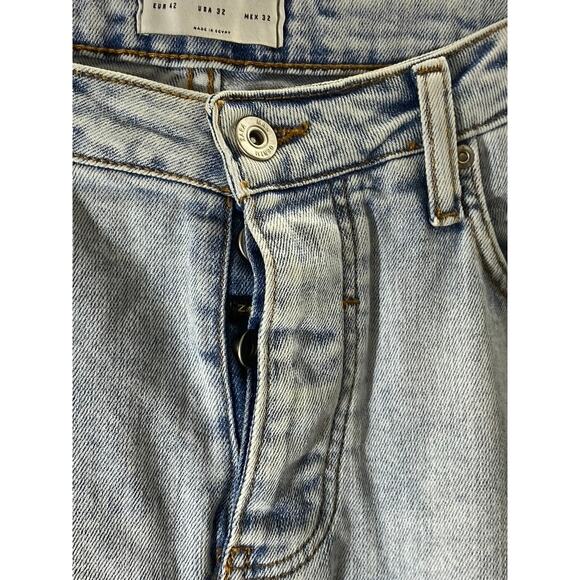 ZARA Men’s Light Blue Wash Denim Distressed Slim-Leg Button-Fly Jean SZ 32 - Picture 3 of 12